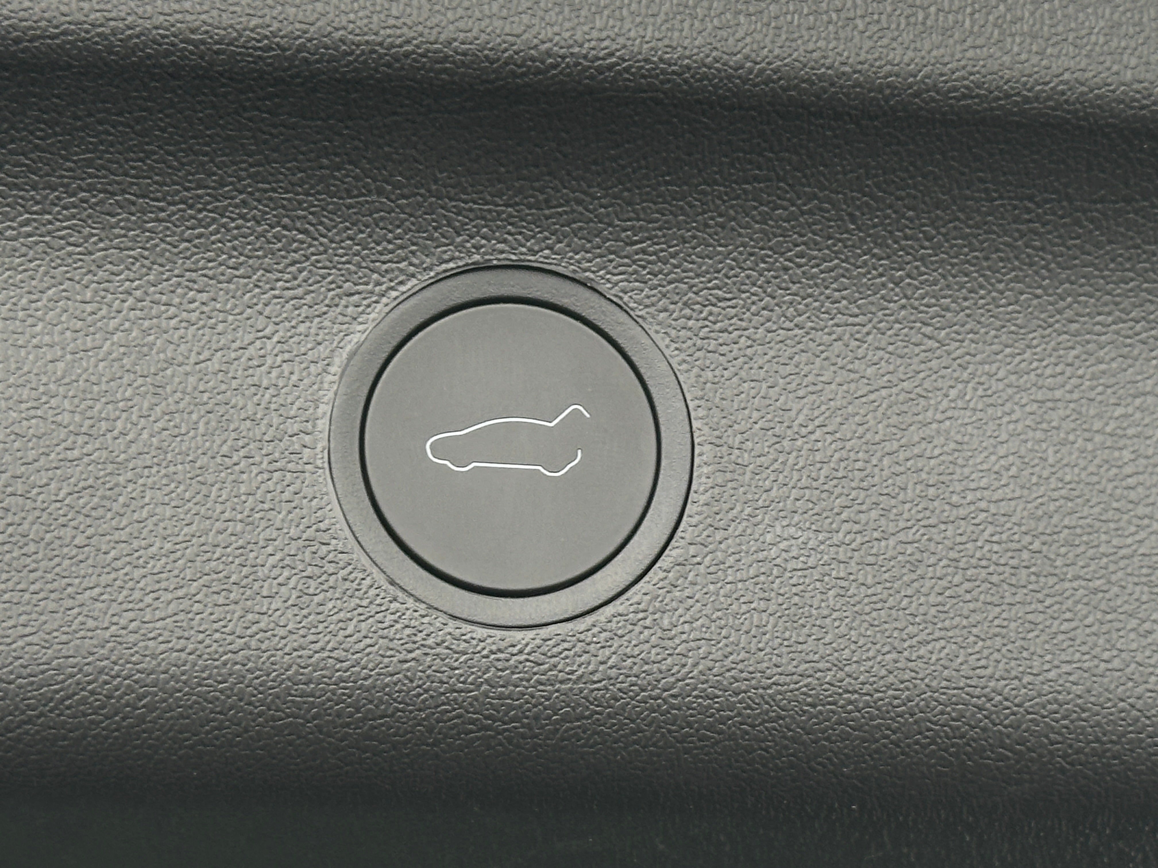 tesla model y 2025 7SAYGDED8SA377102 image tesla model y 2025 7SAYGDED8SA377102 image